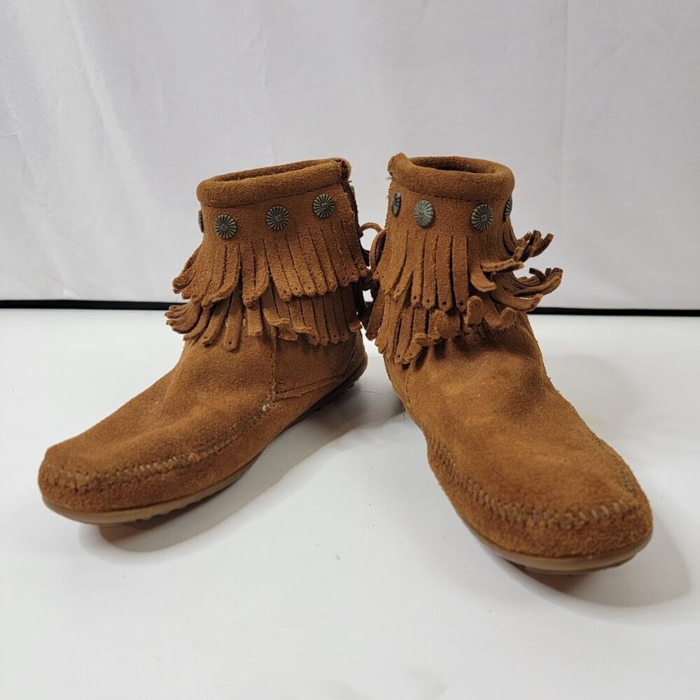 Minnetonka Fringe Moccasin Boots – Brown Suede | Size 7 | Very Good Condition - Picture 6 of 9